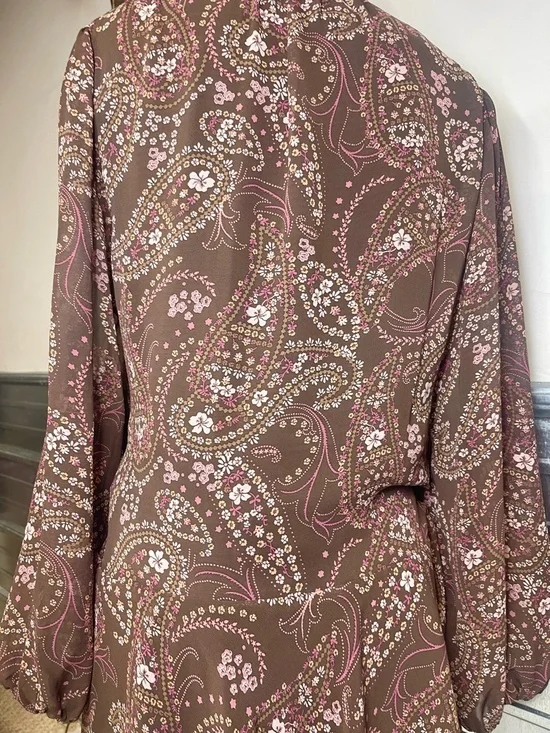 Abercrombie & Fitch Paisley Wrap Dress Brown Pink Floral Ruffle Hem Boho Women’s - Picture 11 of 13